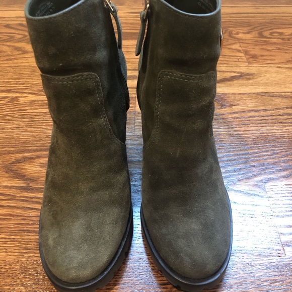 Tory Burch Shoes - Tory Burch olive green suede boots size 7